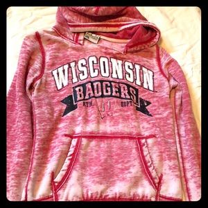 Light weight Wisconsin Badgers hoodie